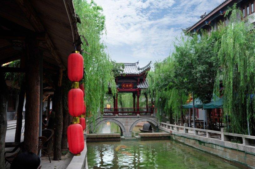 小S二女儿Lily时尚表现力不输妈妈，她的时尚气息是如何打造的？游戏画面